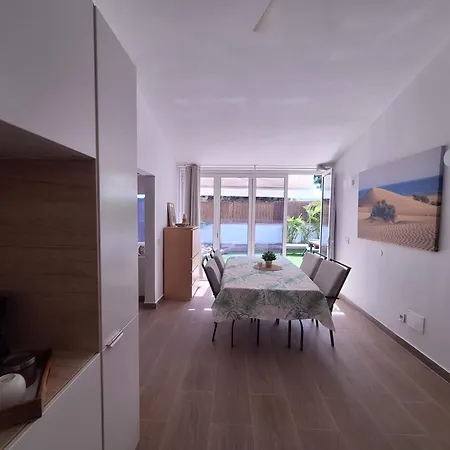 Lägenhet New Oasis Porches